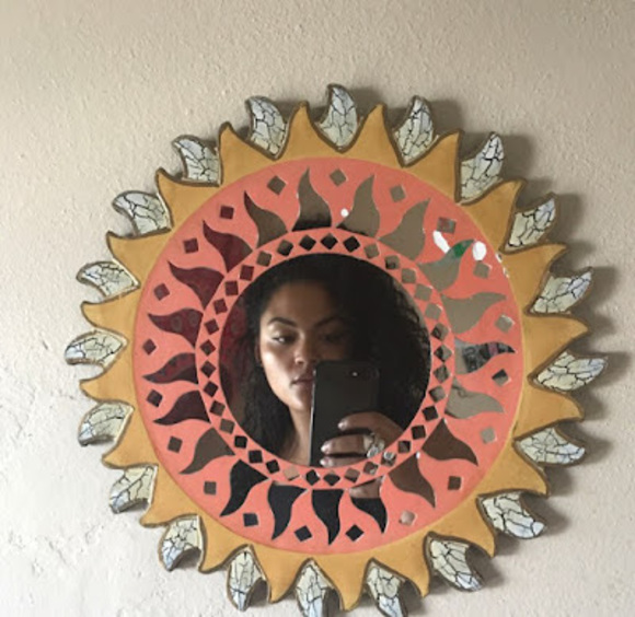 Meet your Posher, Kailee - Picture 1 of 1